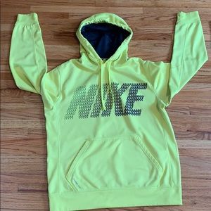 Nike therma-fit sweatshirt